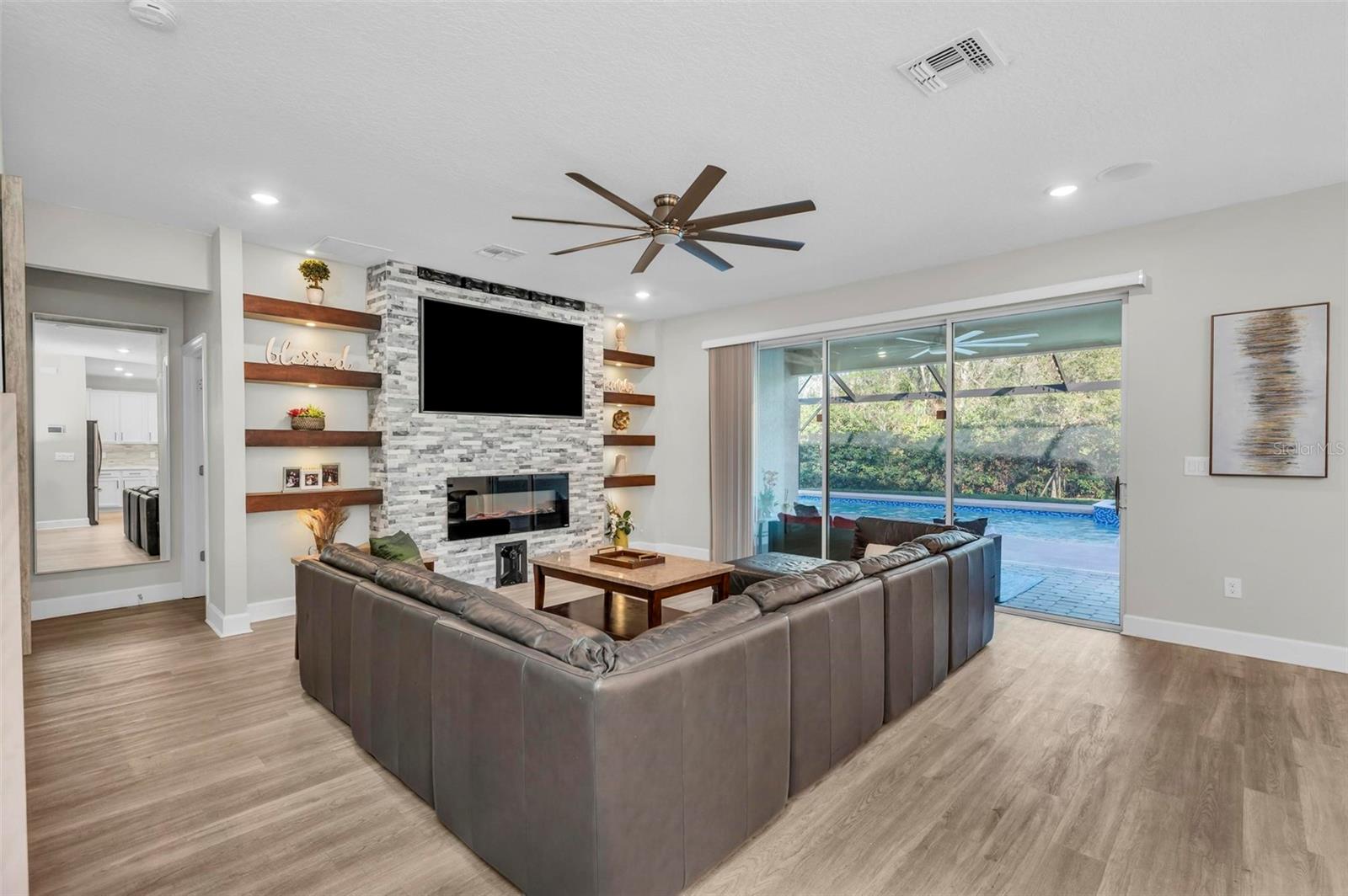 Image 20 of 76 For 7284 Great Egret Boulevard