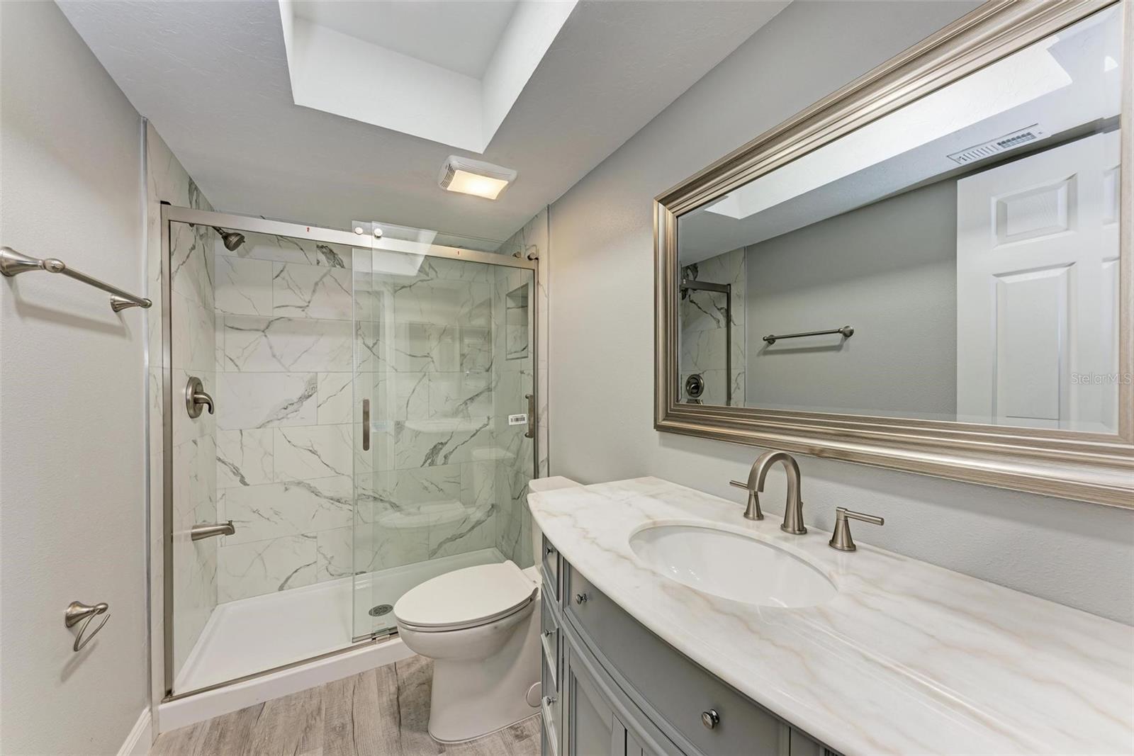 Image 27 of 54 For 515 30th Avenue W H201