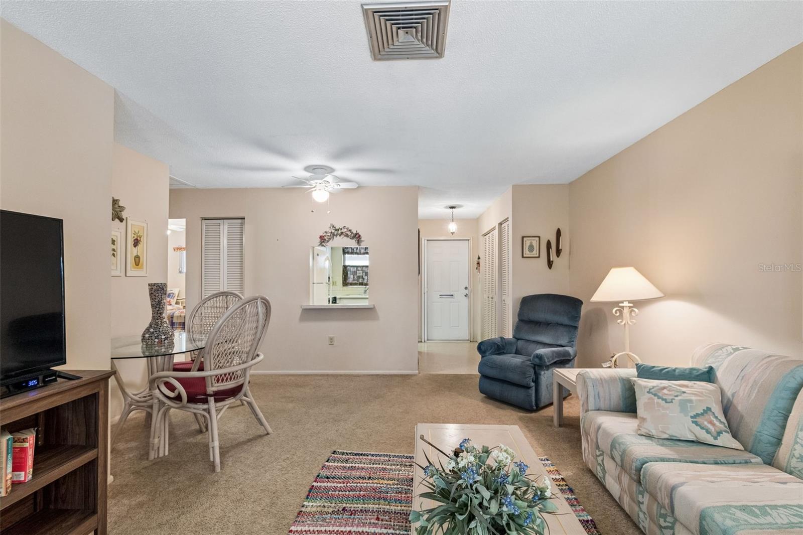 Image 18 of 55 For 6072 Arlene Way