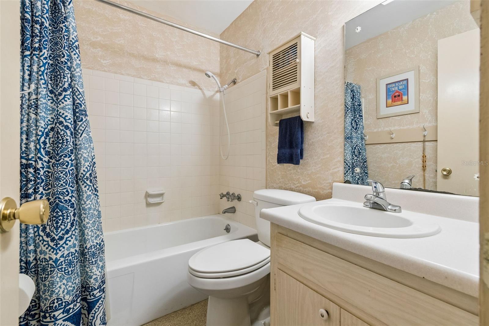 Image 19 of 55 For 6072 Arlene Way