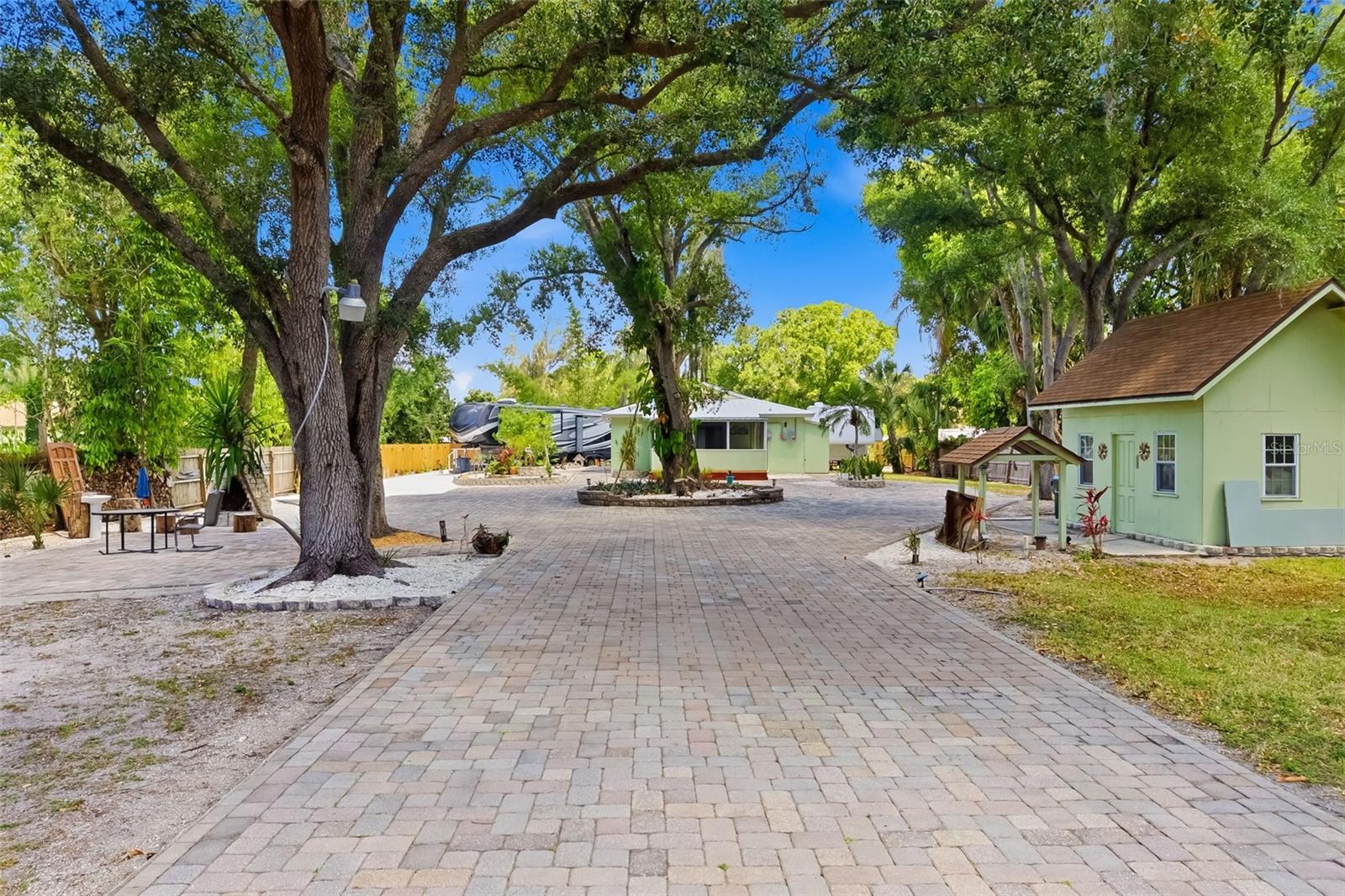 Image 29 of 58 For 2549 19th Street