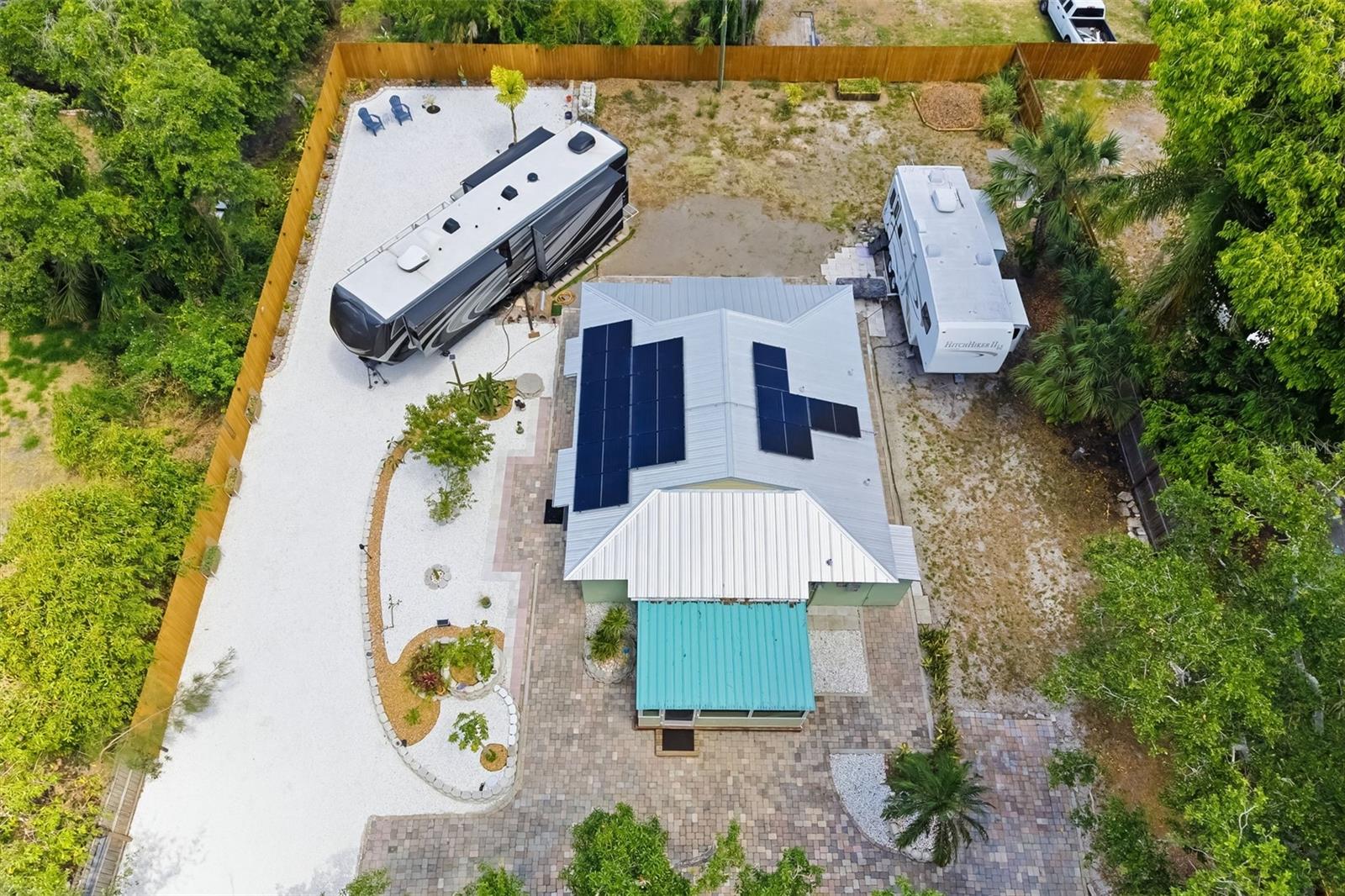 Image 43 of 58 For 2549 19th Street