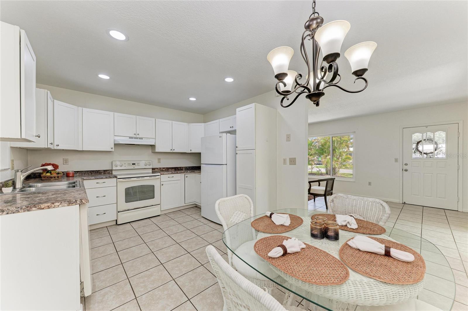 Image 10 of 55 For 1211 Cypress Avenue