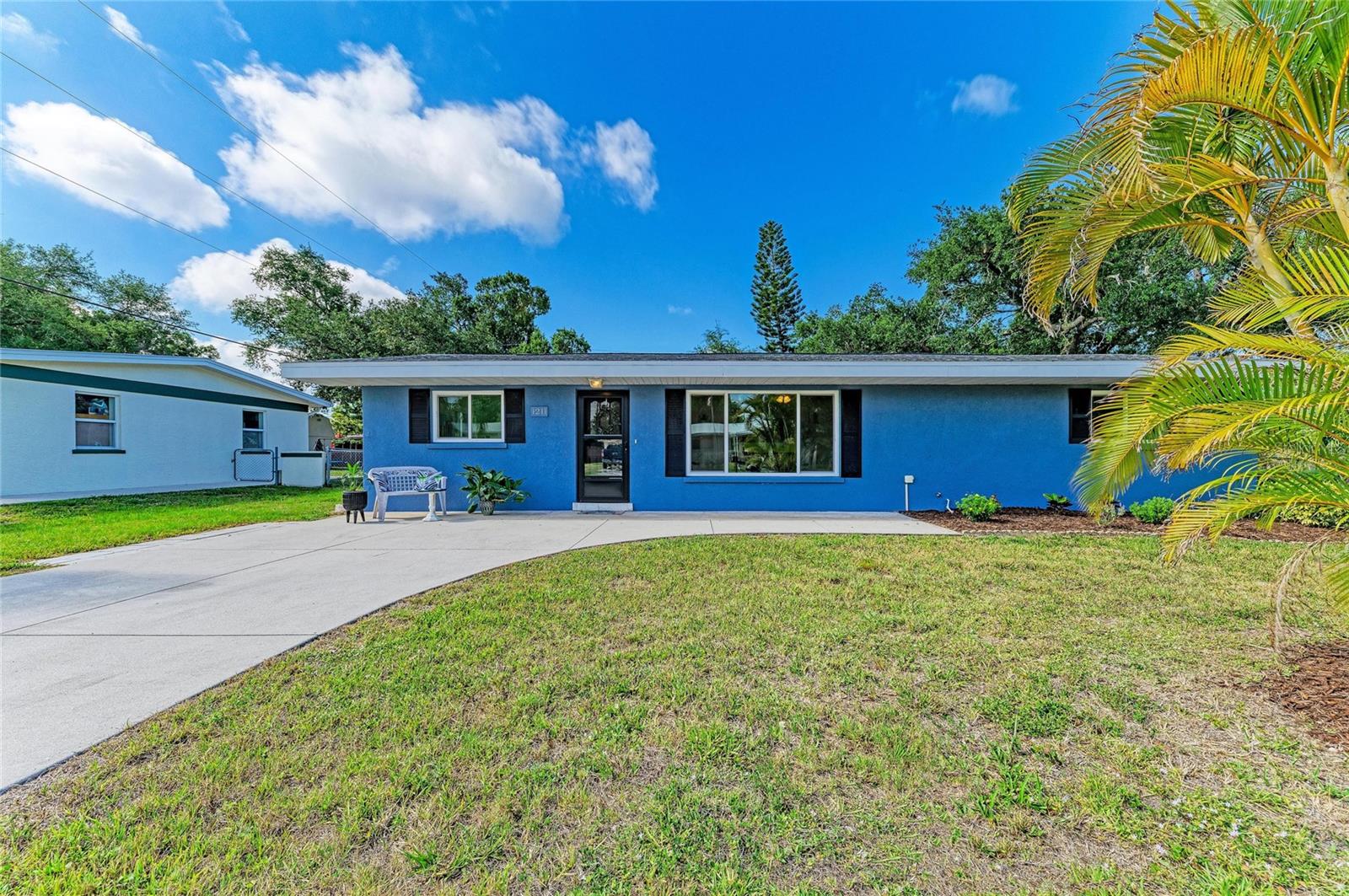 Image 3 of 55 For 1211 Cypress Avenue