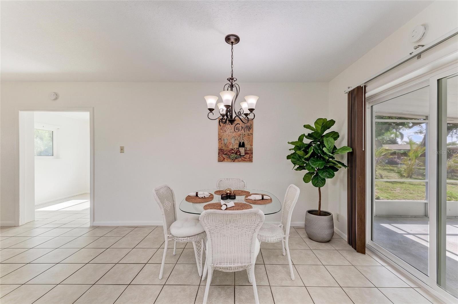 Image 9 of 55 For 1211 Cypress Avenue