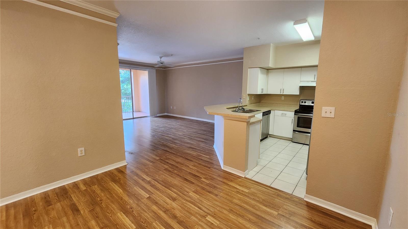 Image 4 of 64 For 4114 Central Sarasota Pkwy  1124