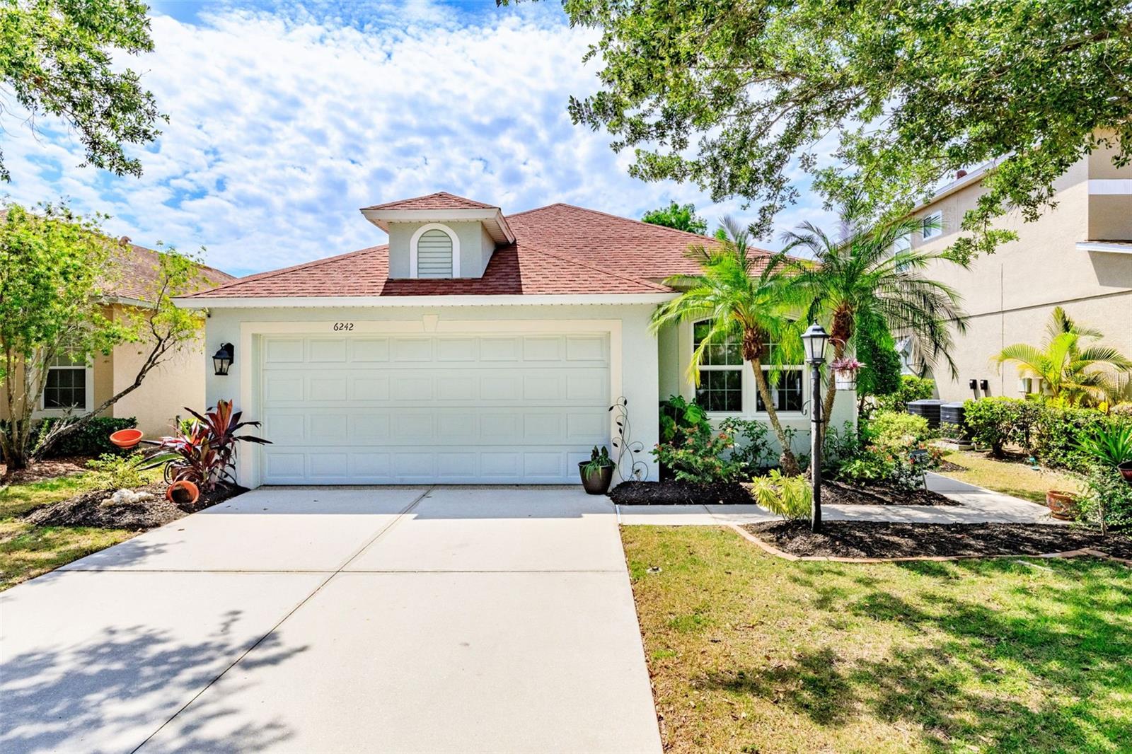 Details for 6242 Blue Runner Court, LAKEWOOD RANCH, FL 34202