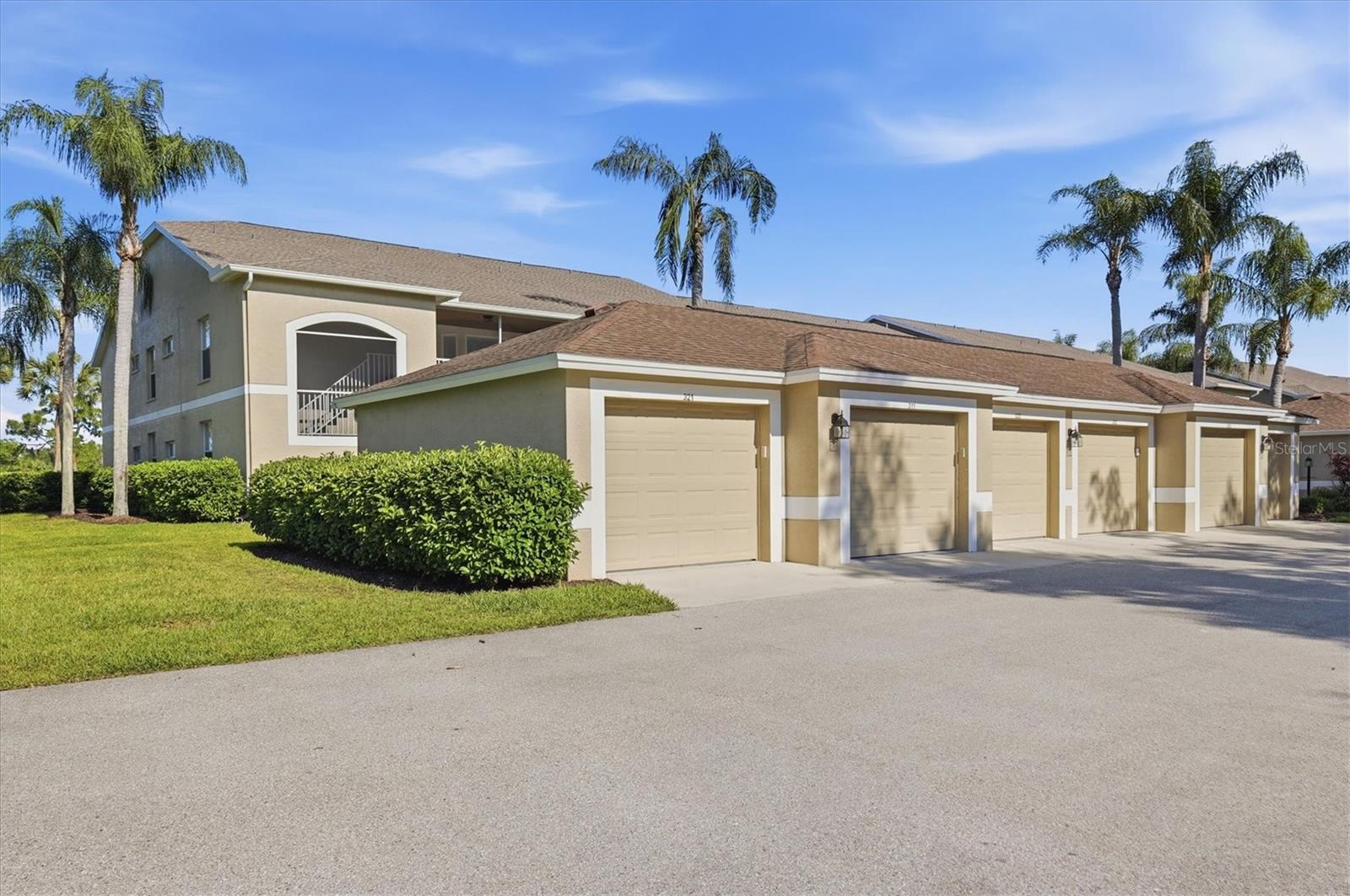 Image 40 of 63 For 5231 Mahogany Run Avenue 312
