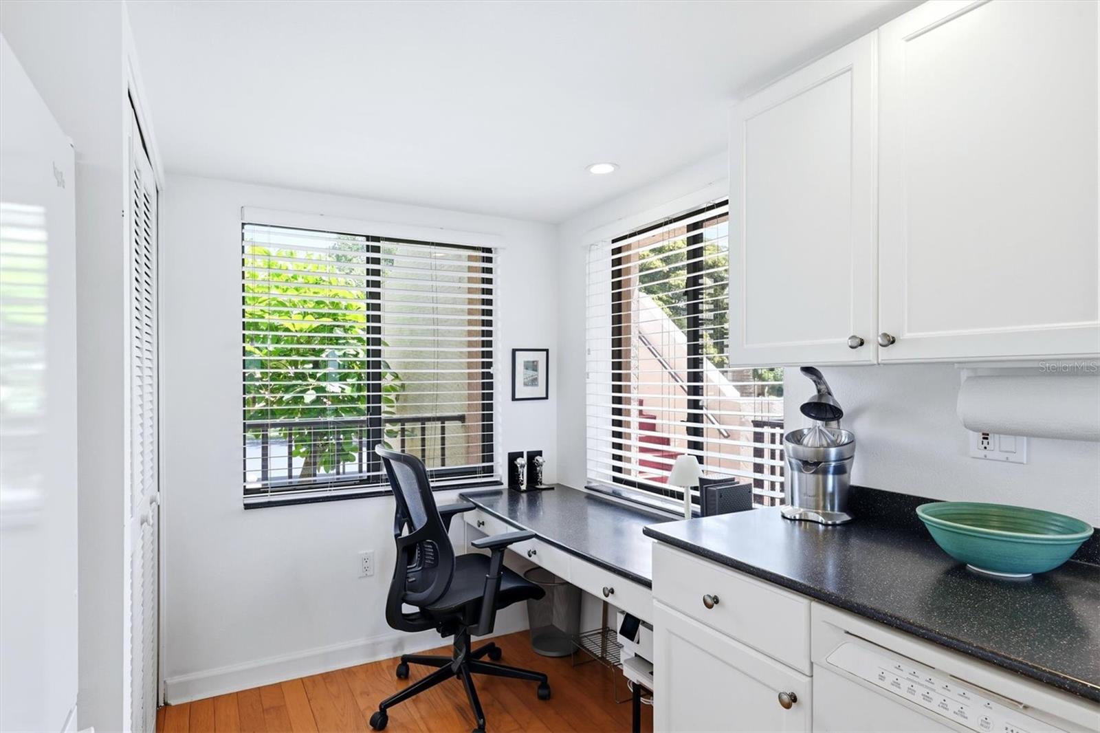 Image 18 of 38 For 3460 Wild Oak Bay Boulevard 143