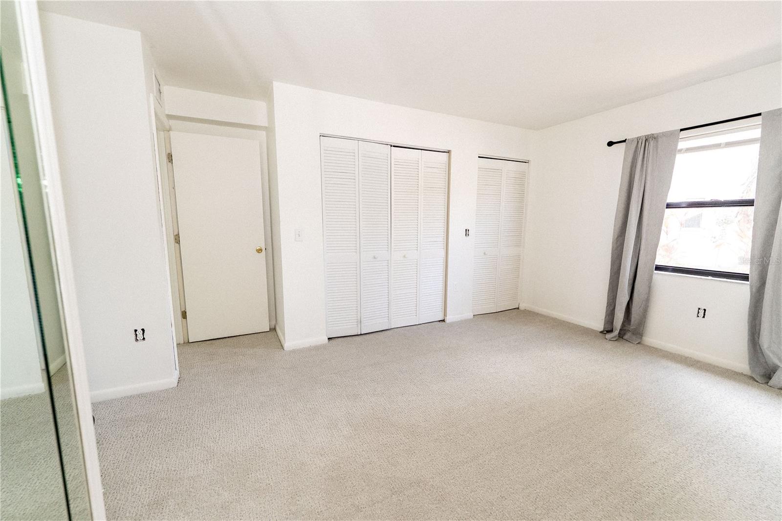 Image 13 of 19 For 2433 Twin Drive 5