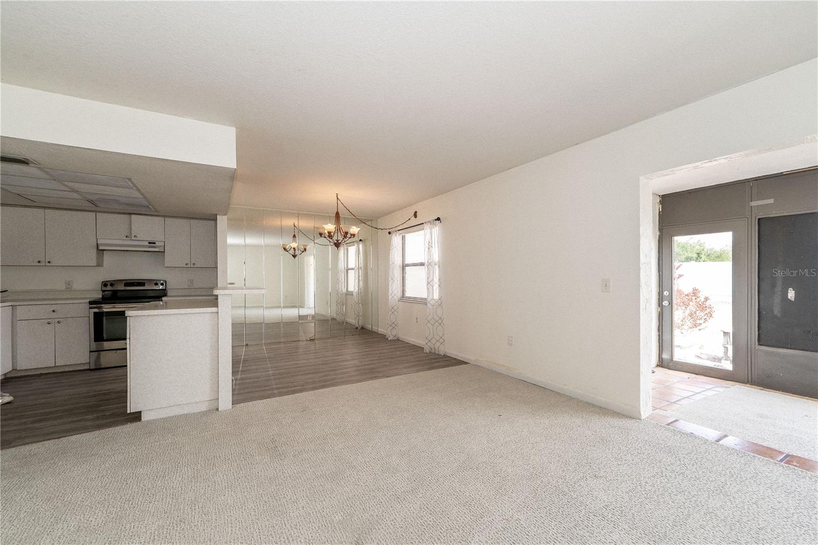 Image 6 of 19 For 2433 Twin Drive 5