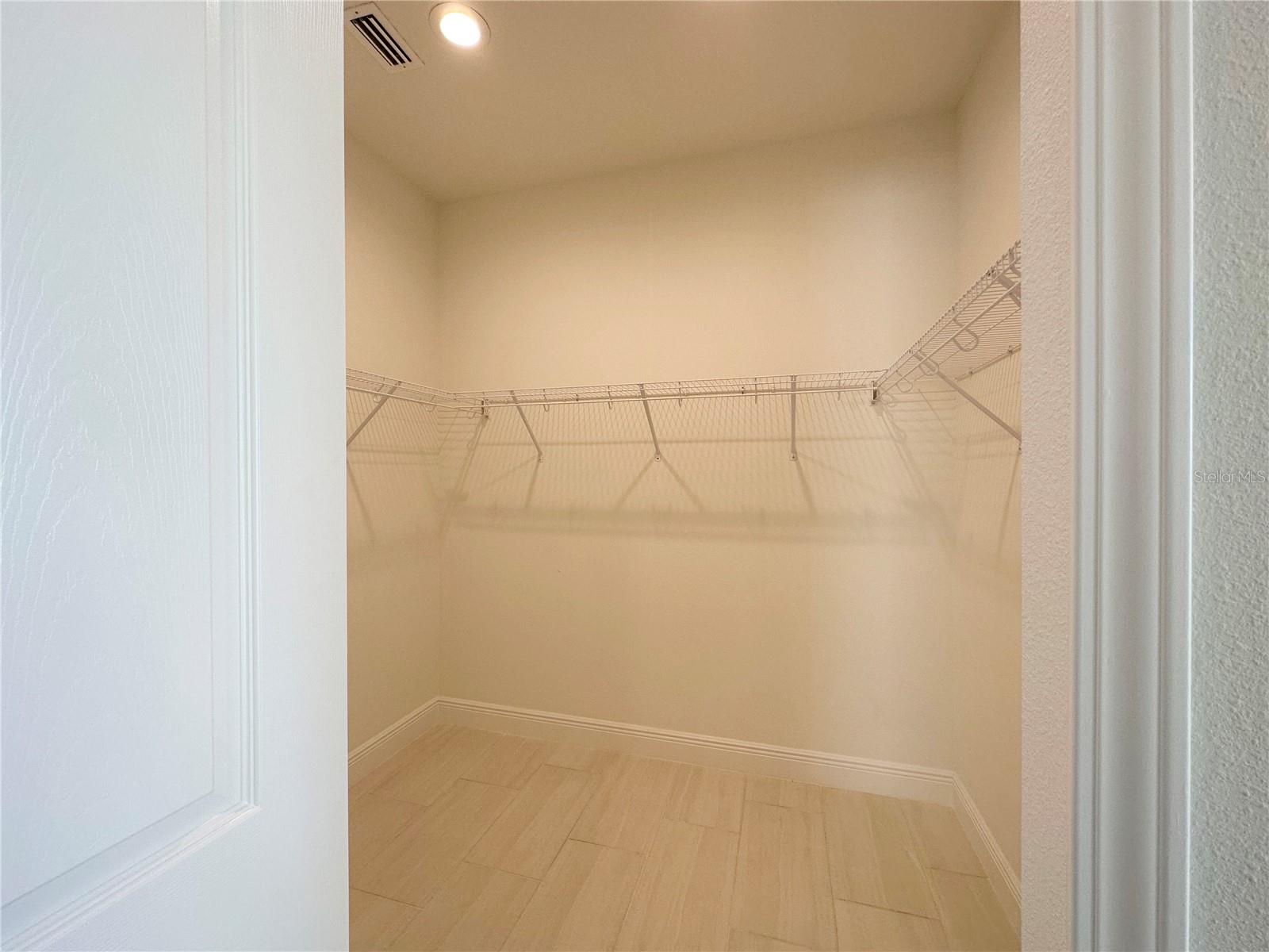 Image 15 of 22 For 10716 Klee Avenue