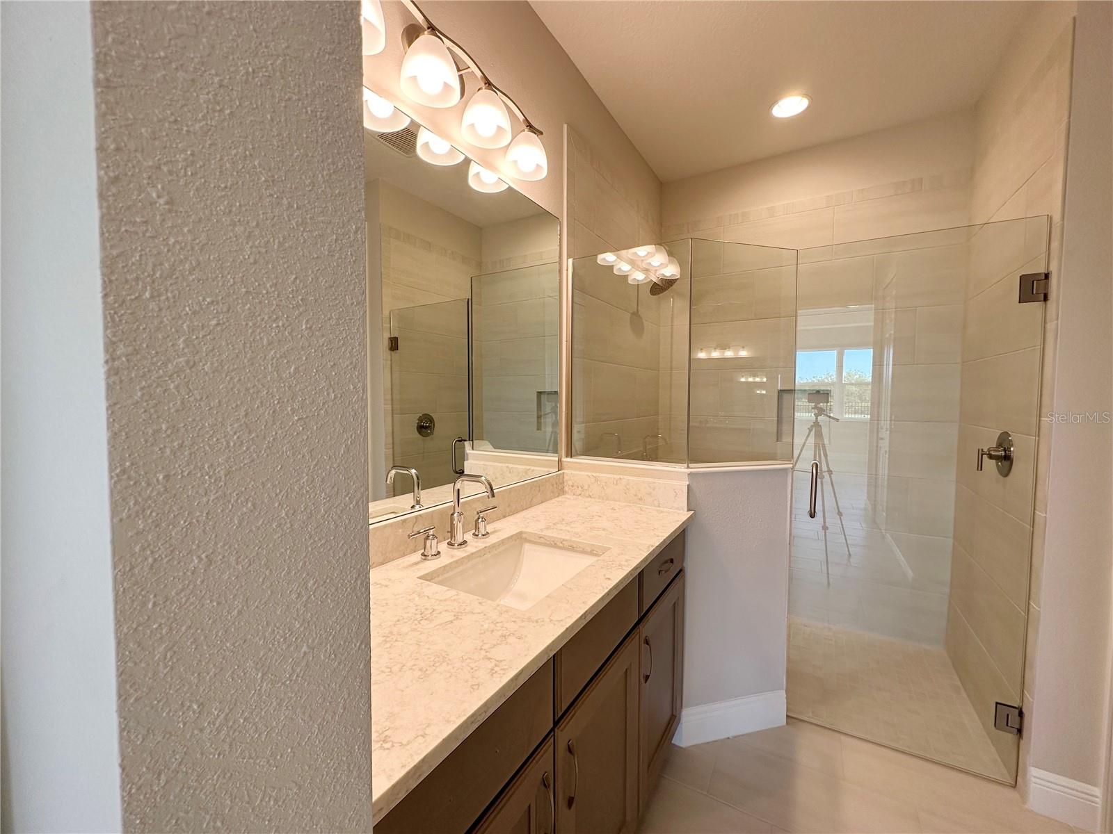 Image 18 of 22 For 10716 Klee Avenue