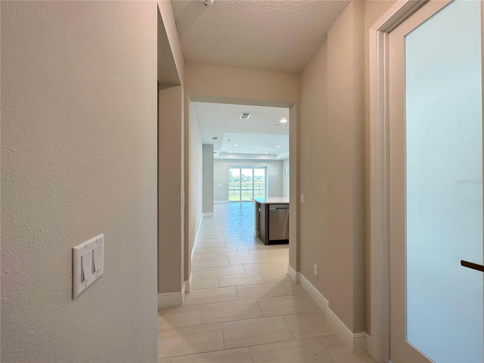 Image 3 of 22 For 10716 Klee Avenue
