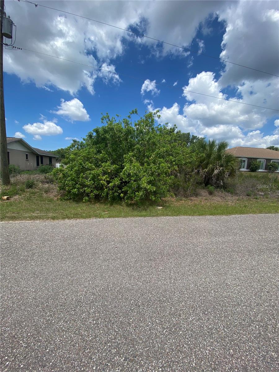 Image 2 of 4 For Lot 34 Sarletto Street