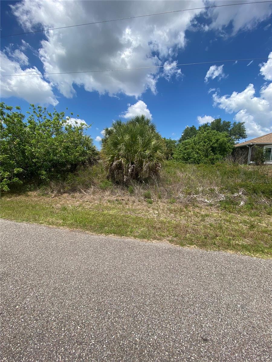 Image 3 of 4 For Lot 34 Sarletto Street