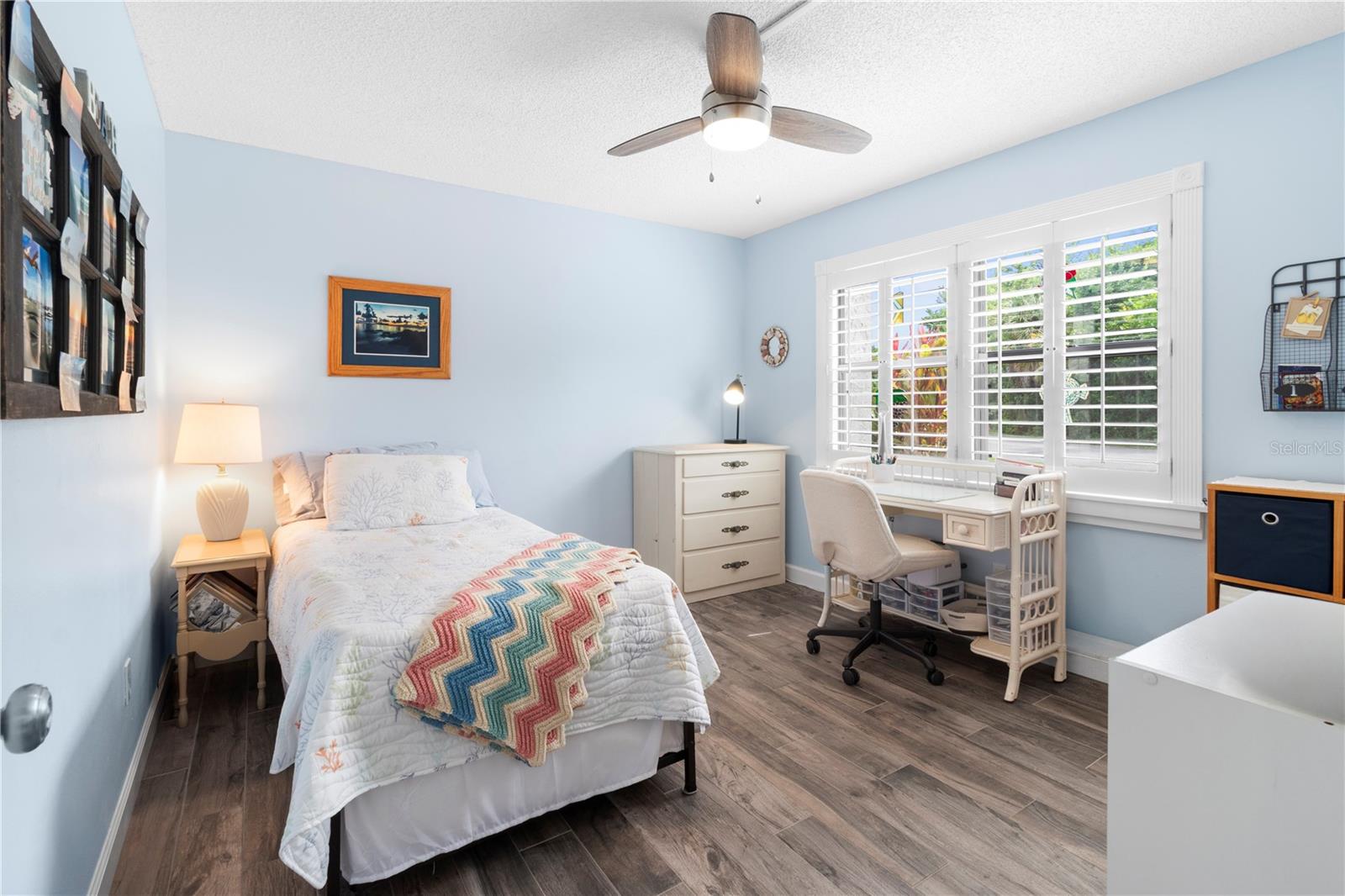 Image 23 of 44 For 6064 Fairway Lane 1512