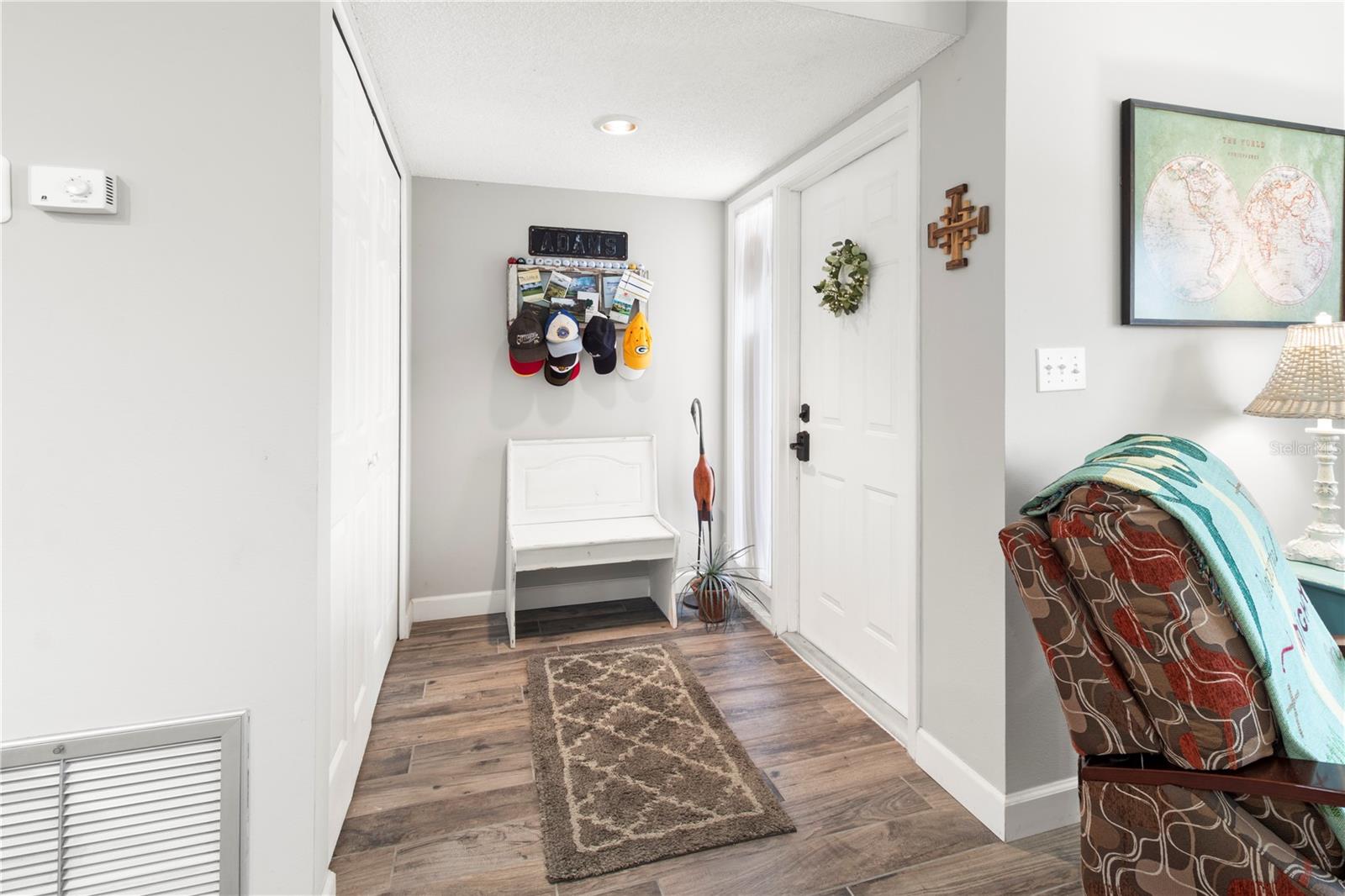 Image 6 of 44 For 6064 Fairway Lane 1512