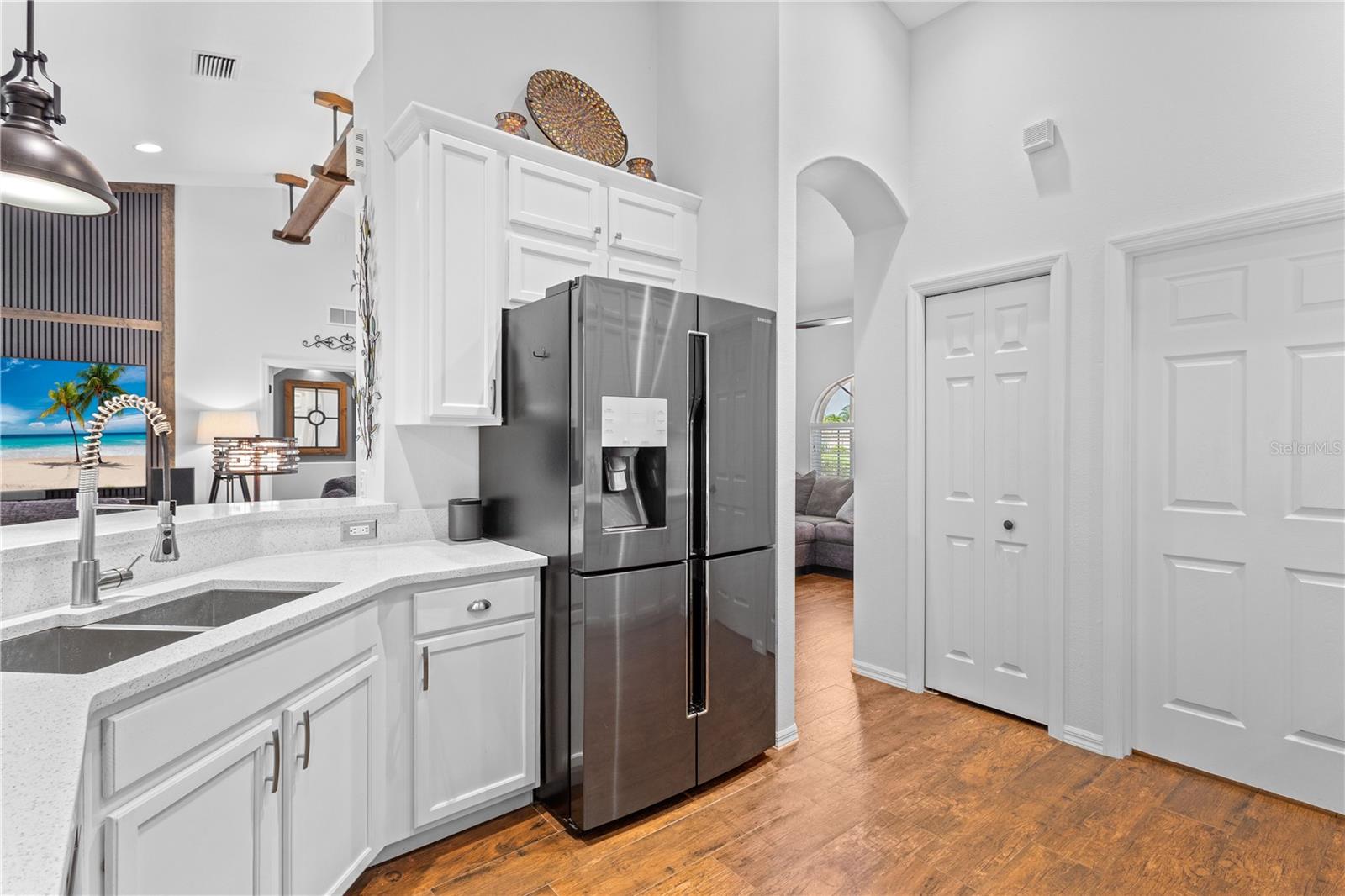 Image 14 of 57 For 10921 Bluestem Circle