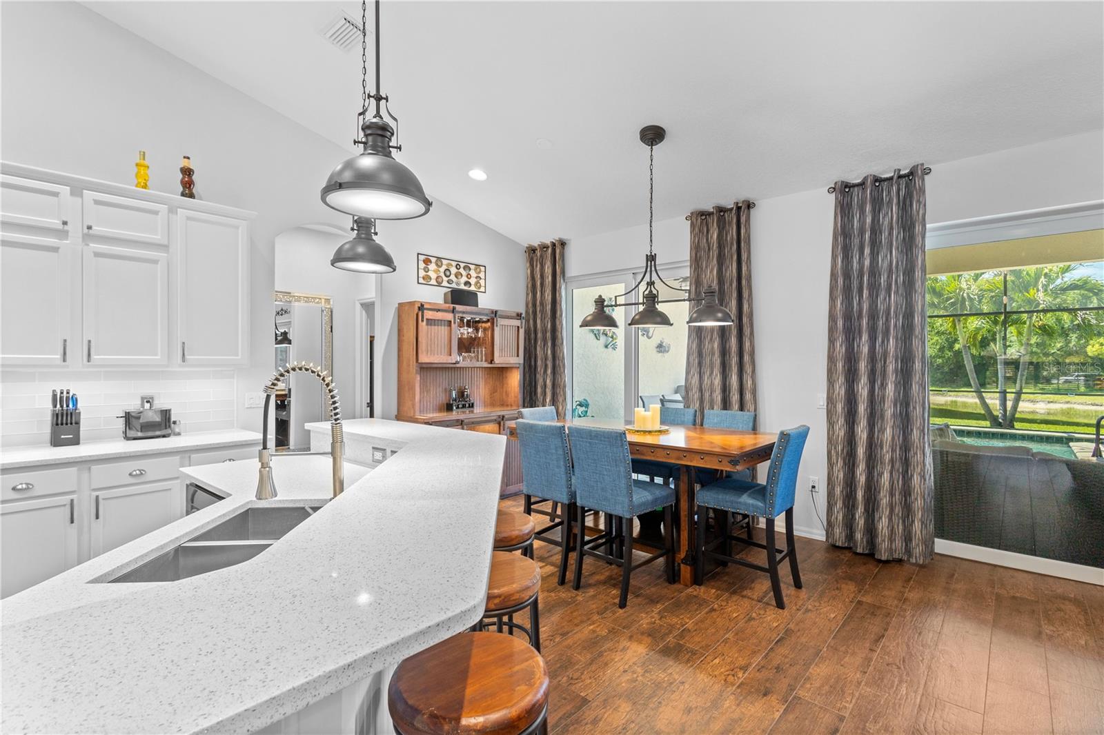 Image 17 of 57 For 10921 Bluestem Circle