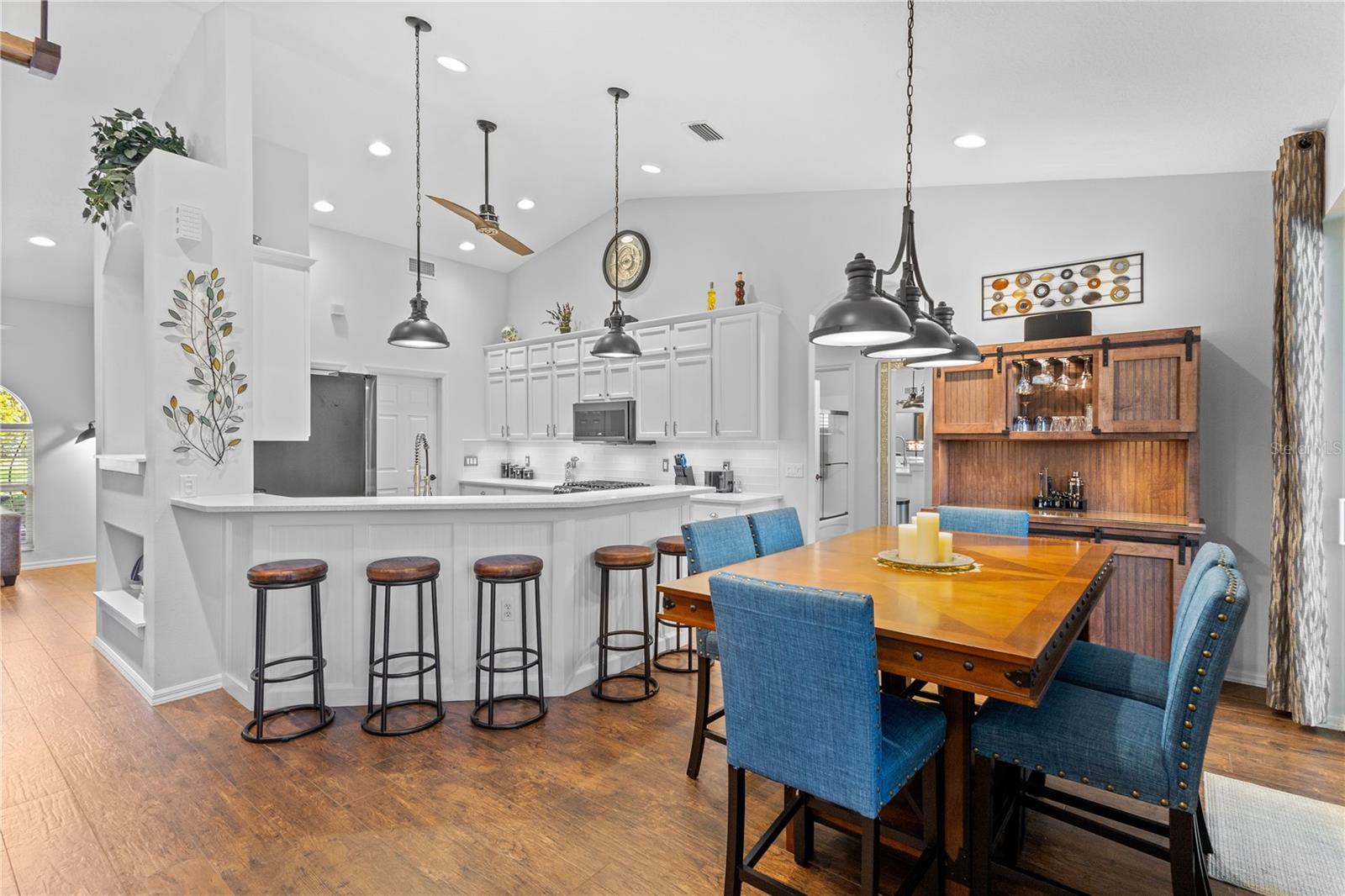 Image 18 of 57 For 10921 Bluestem Circle