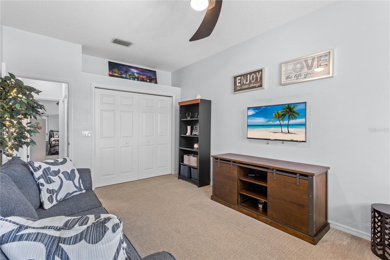 Image 29 of 57 For 10921 Bluestem Circle