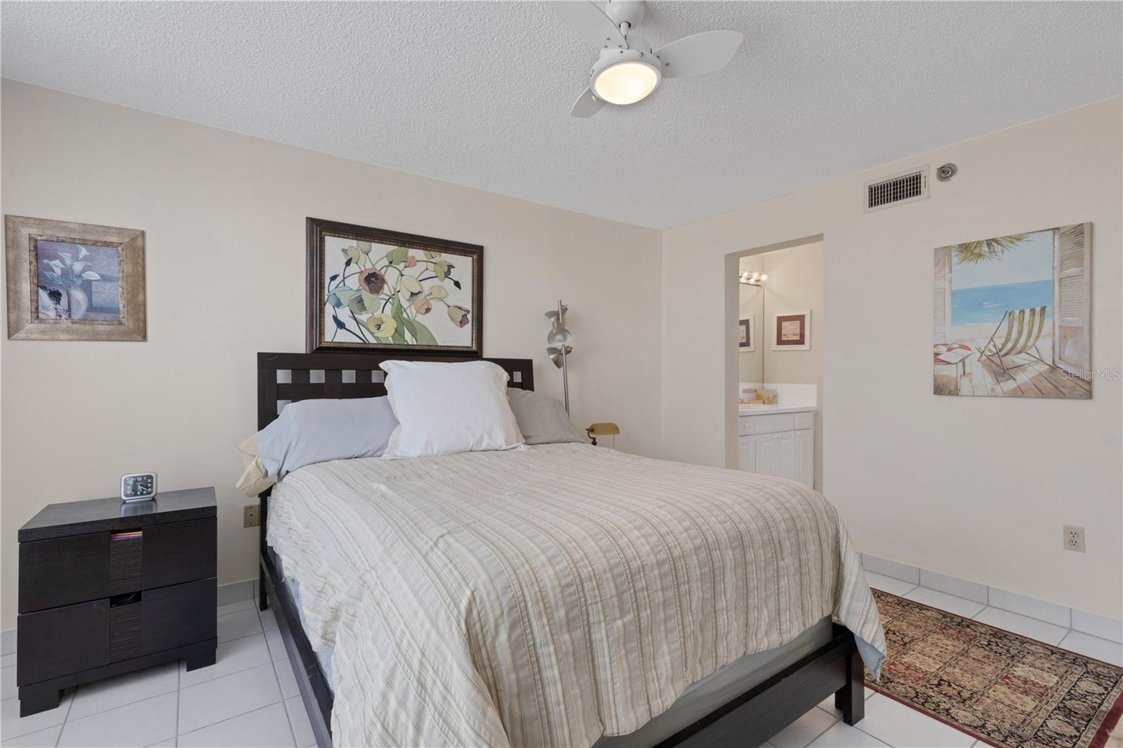 Image 28 of 38 For 4480 Fairways Boulevard 208
