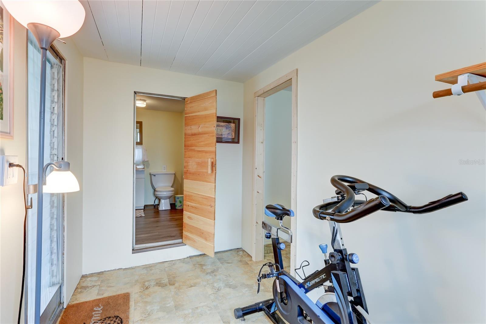 Image 23 of 25 For 604 49th Avenue Drive W