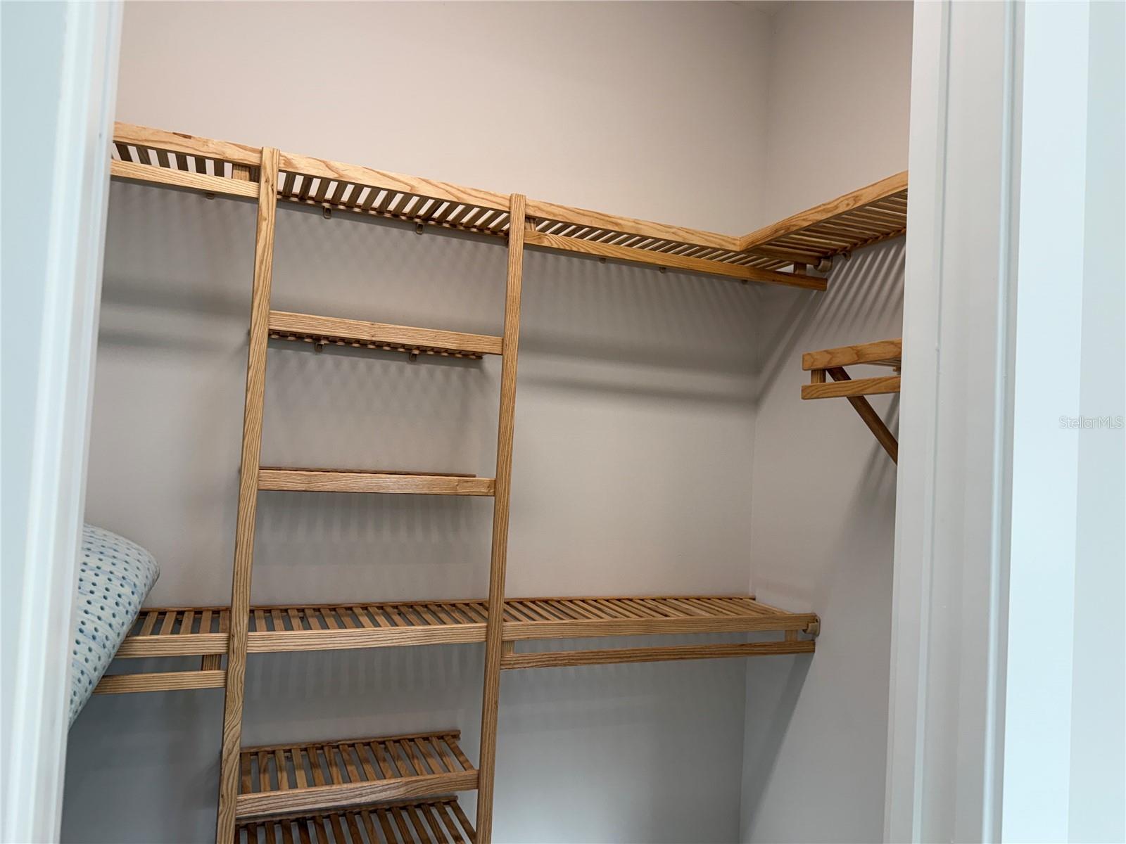 Image 17 of 19 For 2443 Wood Street
