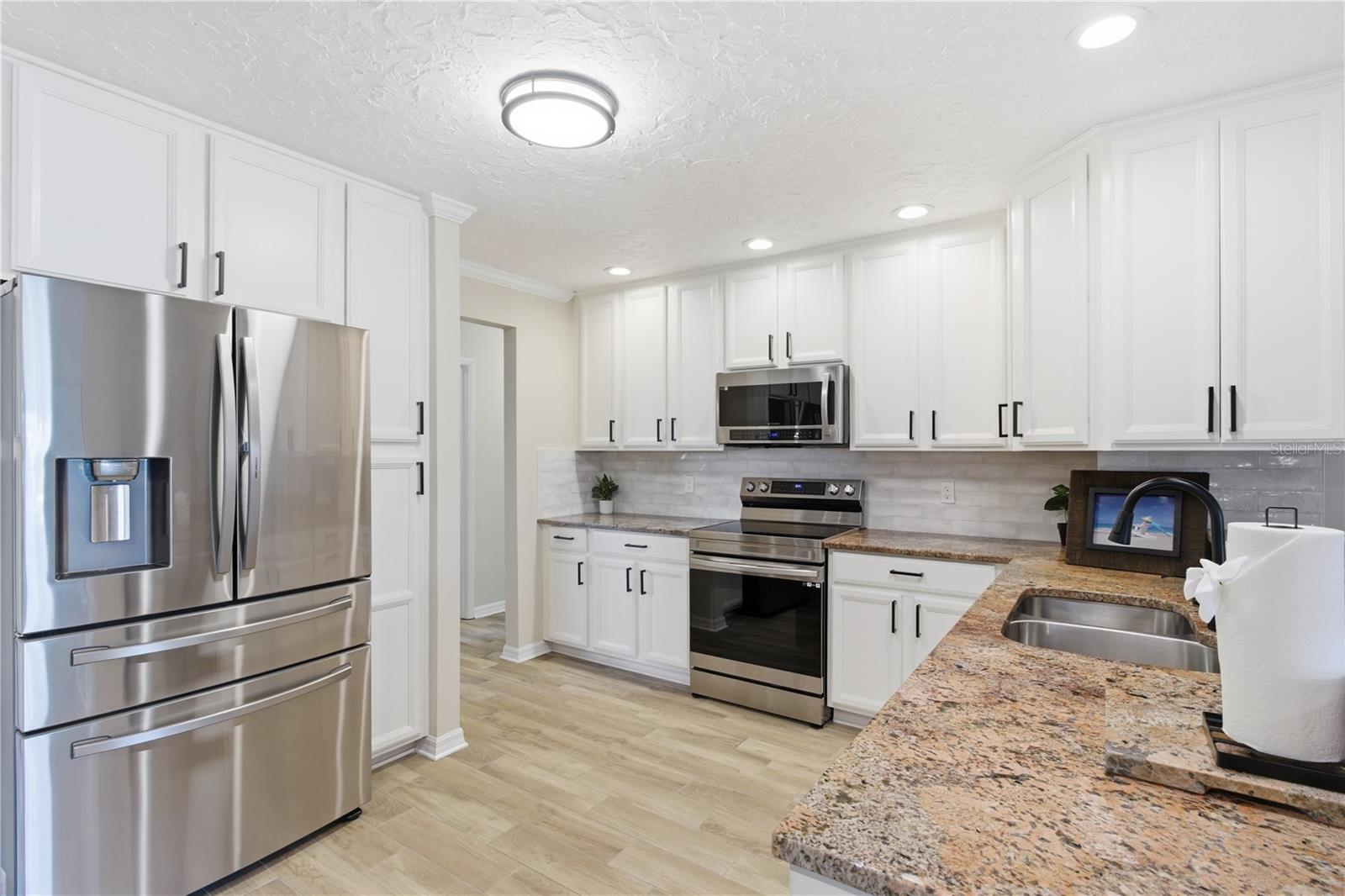 Image 14 of 69 For 4219 2nd Avenue Ne