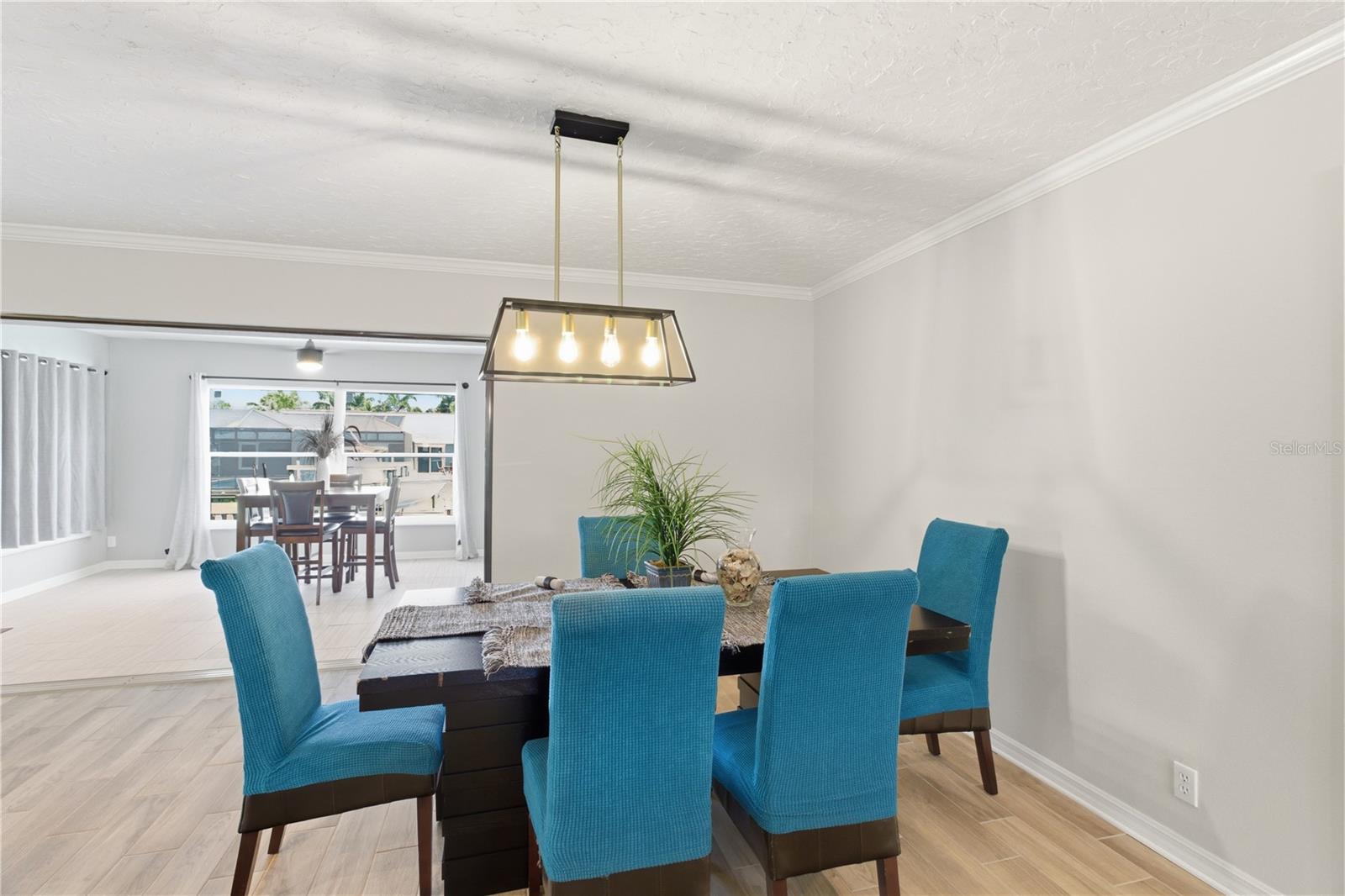 Image 16 of 69 For 4219 2nd Avenue Ne