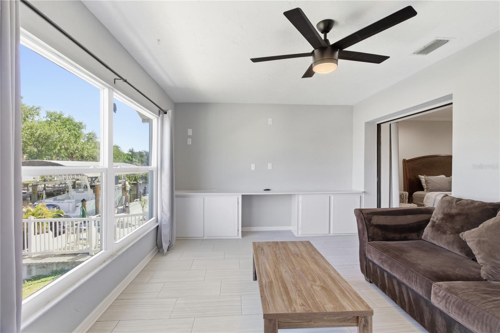 Image 21 of 69 For 4219 2nd Avenue Ne
