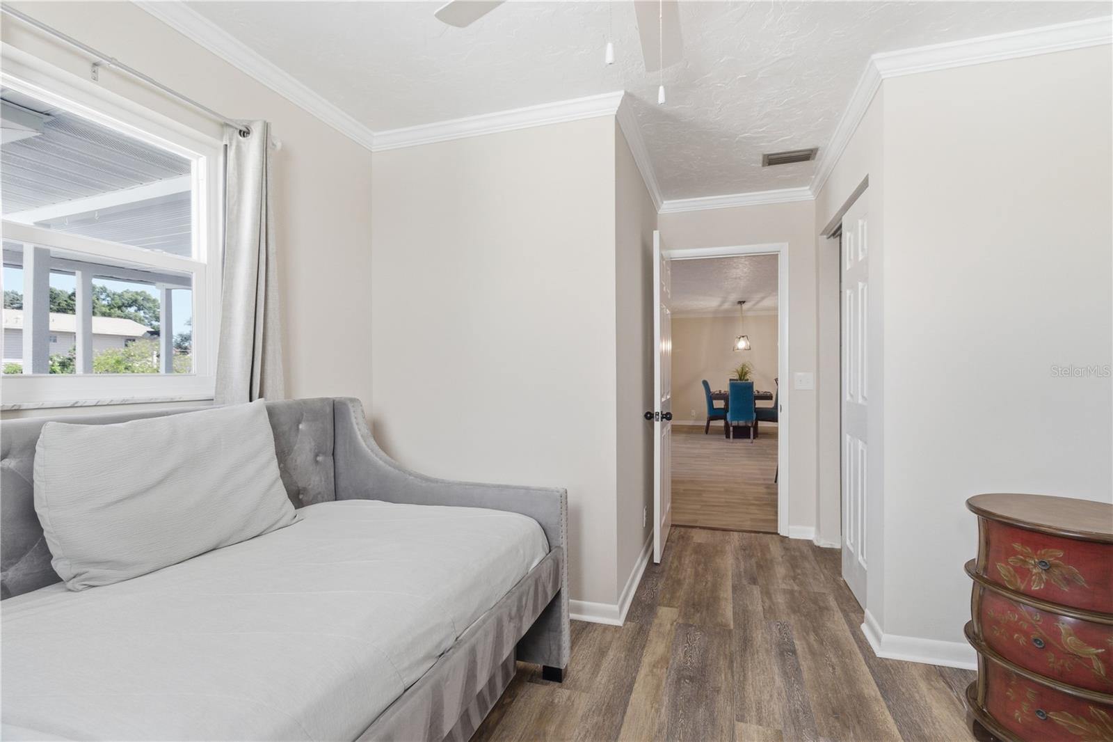 Image 34 of 69 For 4219 2nd Avenue Ne