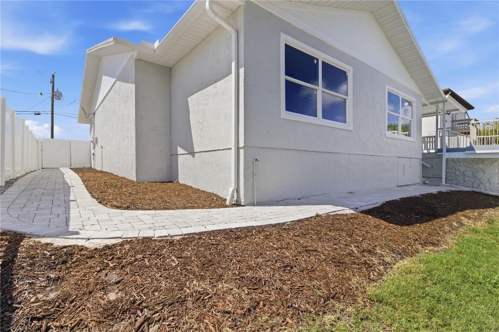 Image 62 of 69 For 4219 2nd Avenue Ne