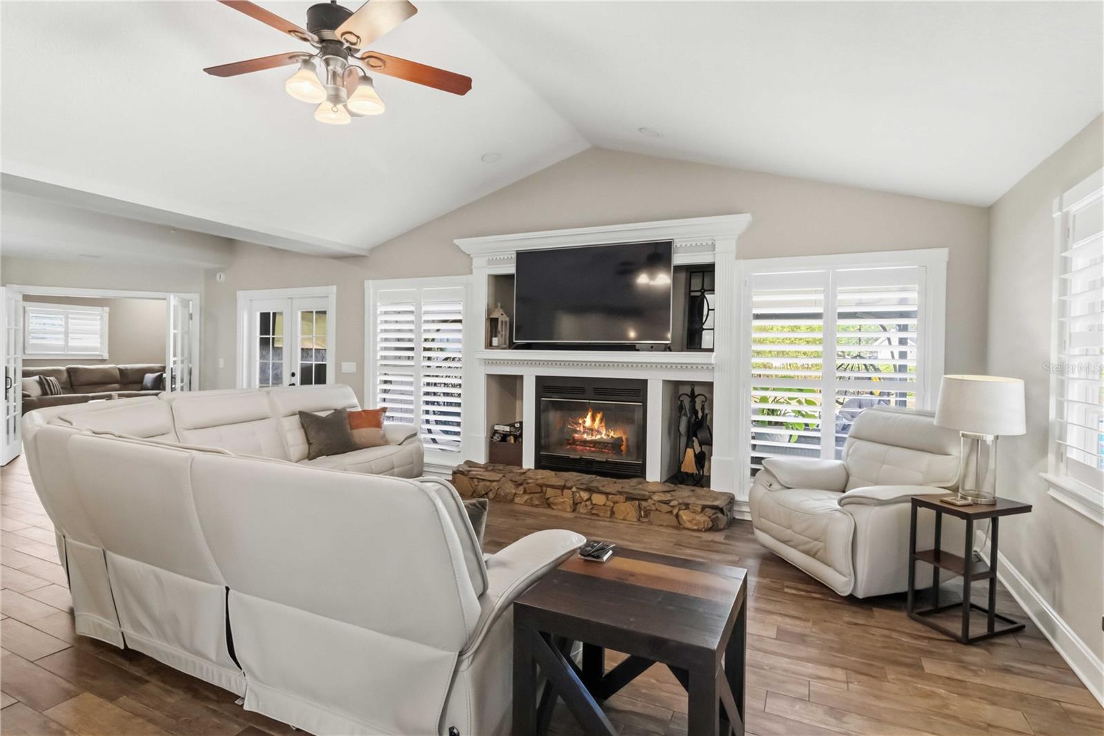 Image 13 of 57 For 28424 Deedra Drive