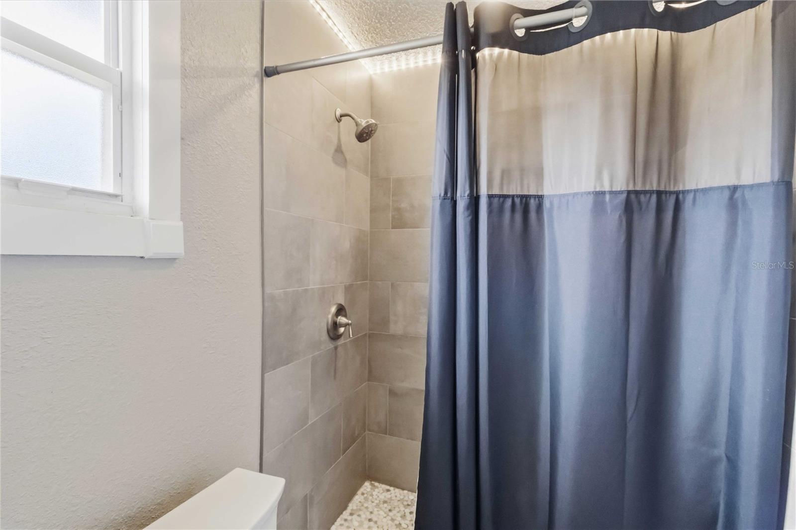 Image 33 of 57 For 28424 Deedra Drive