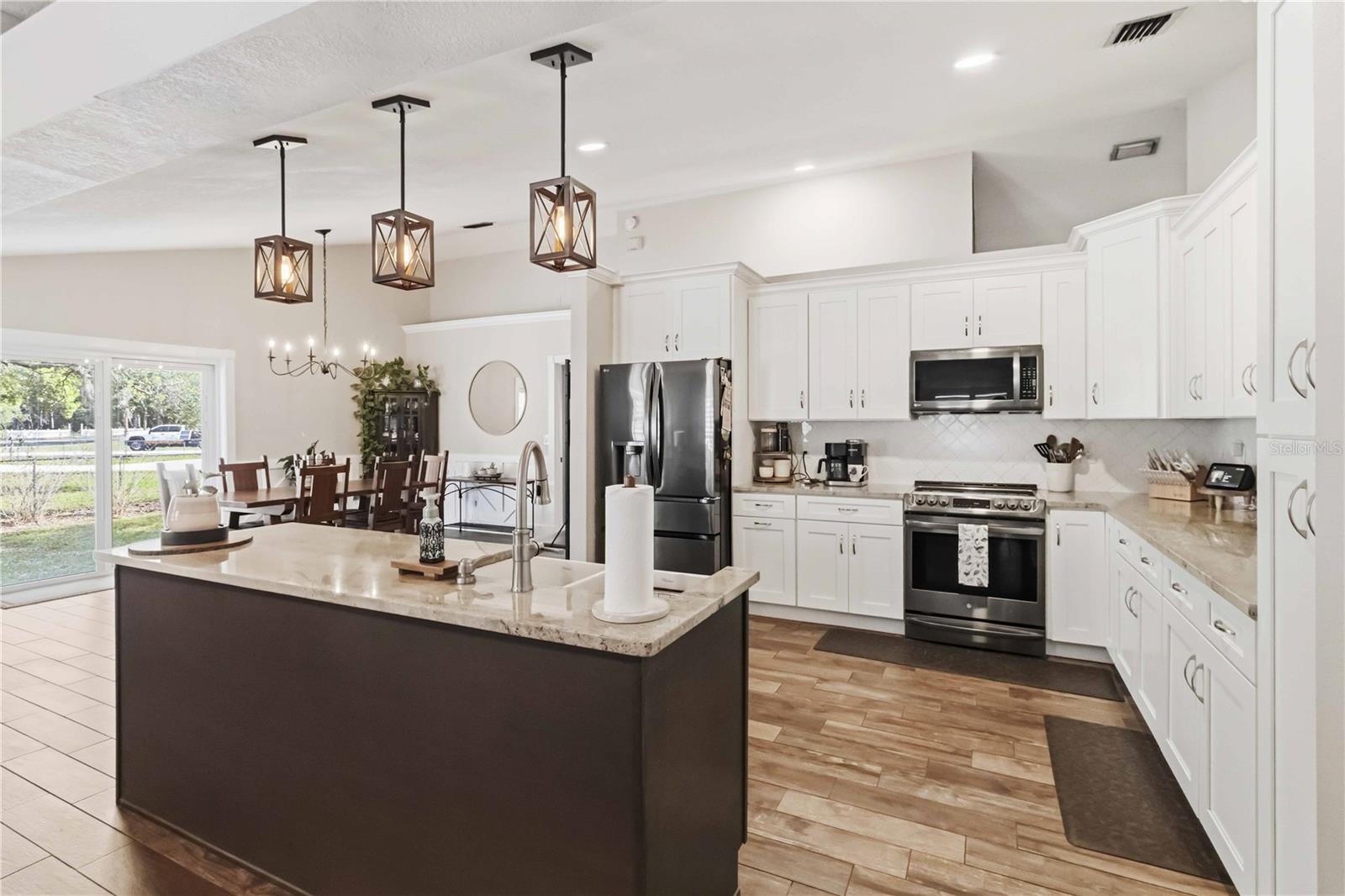 Image 7 of 57 For 28424 Deedra Drive