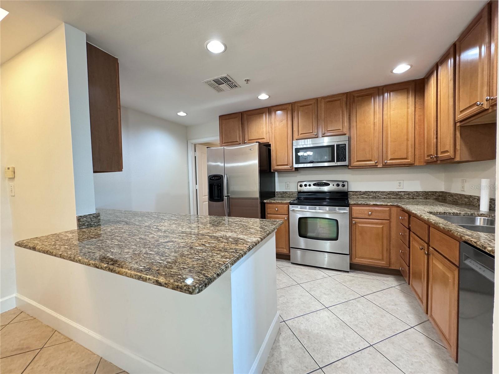 Details for 808 3rd Avenue W 301, BRADENTON, FL 34205