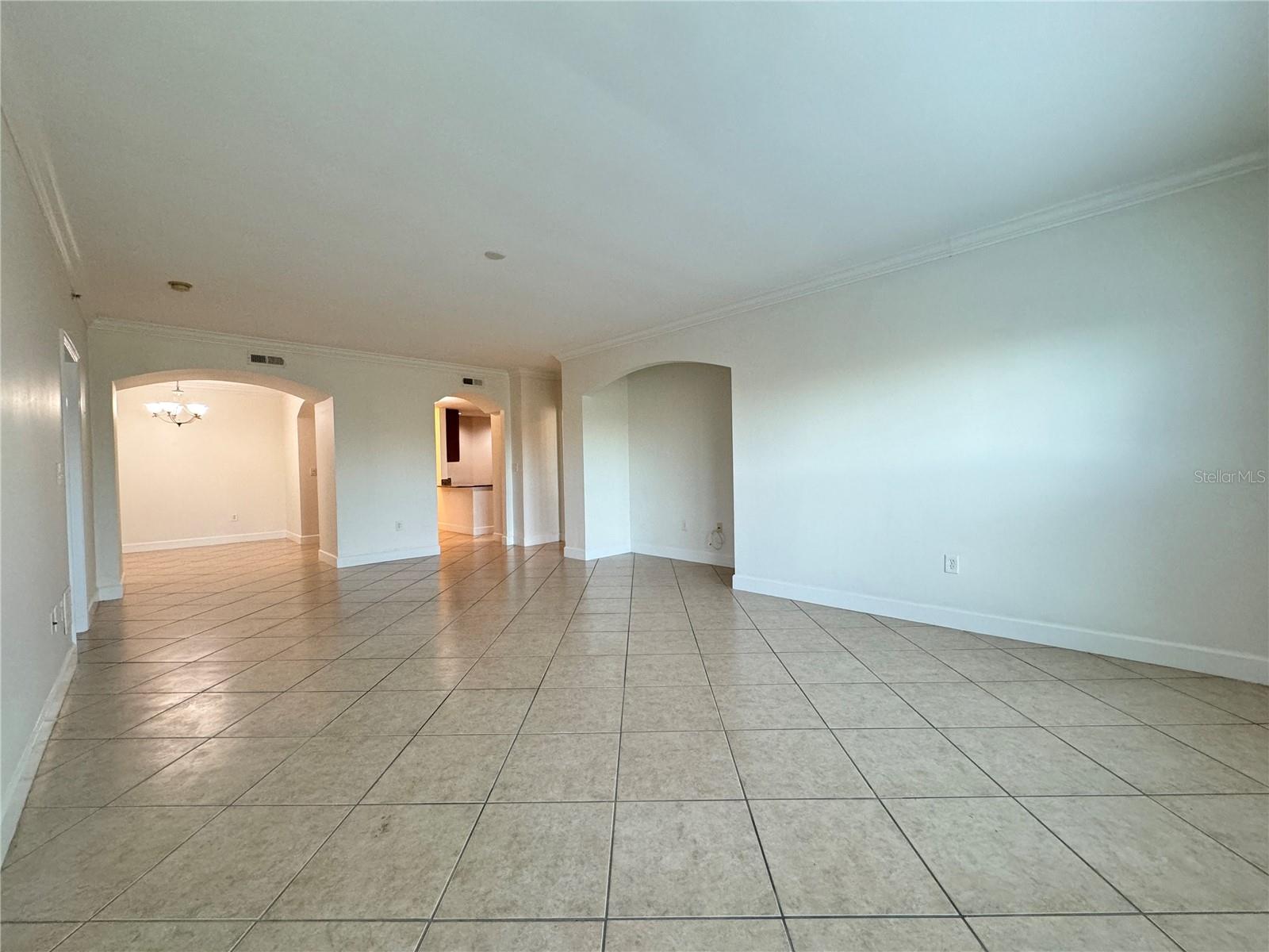 Image 10 of 37 For 808 3rd Avenue W 301