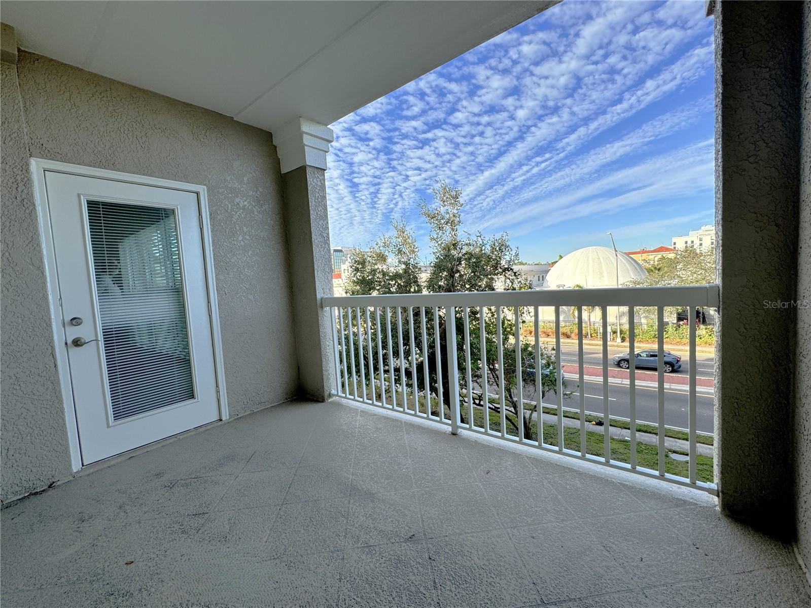Image 14 of 37 For 808 3rd Avenue W 301