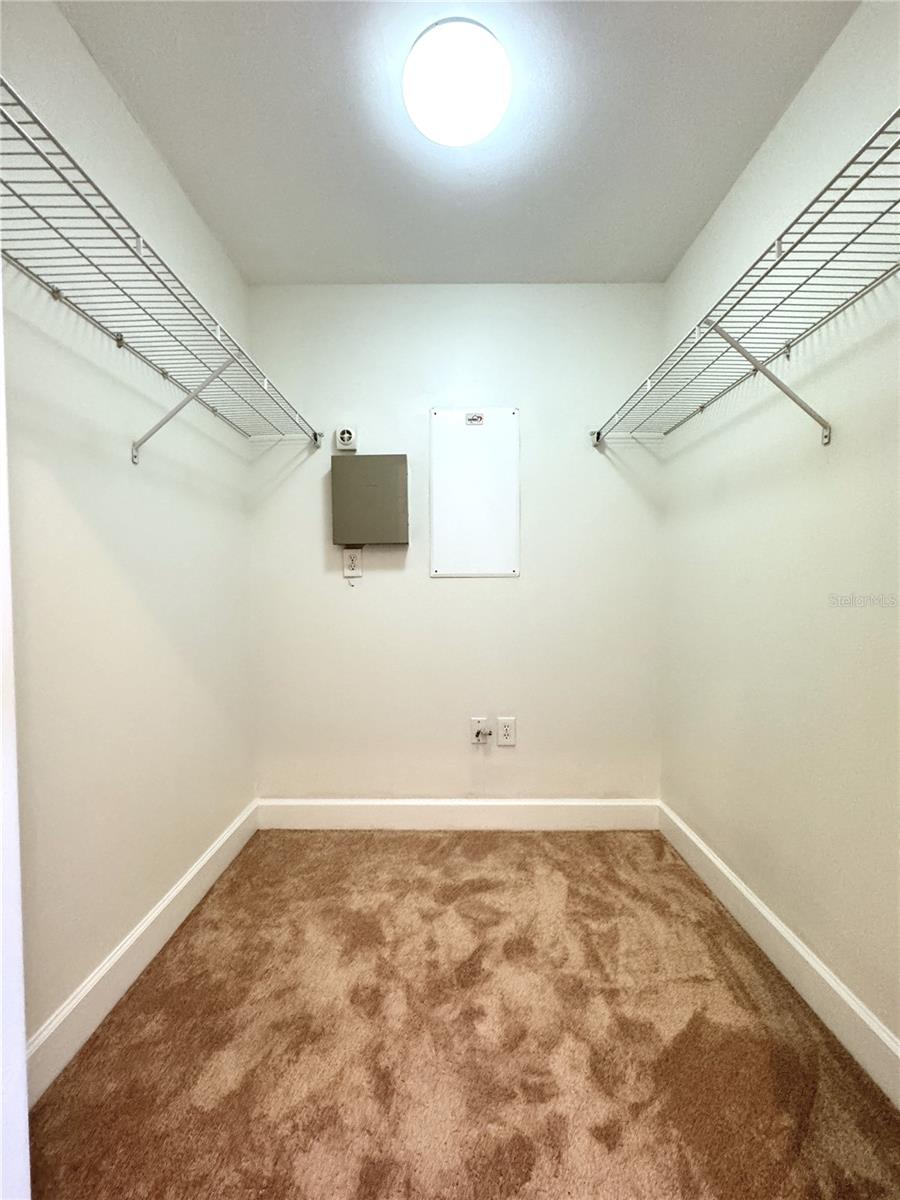 Image 18 of 37 For 808 3rd Avenue W 301