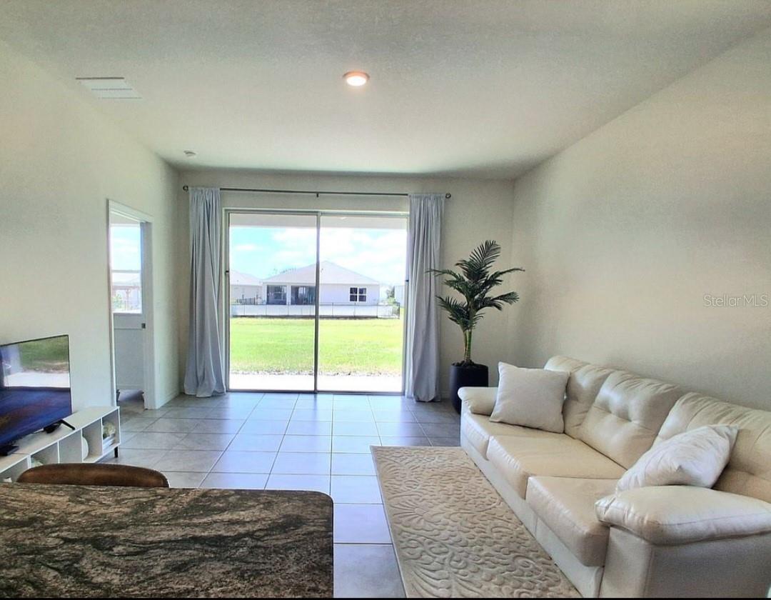 Image 6 of 24 For 8072 Penrose Place