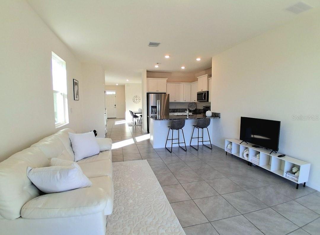 Image 7 of 24 For 8072 Penrose Place