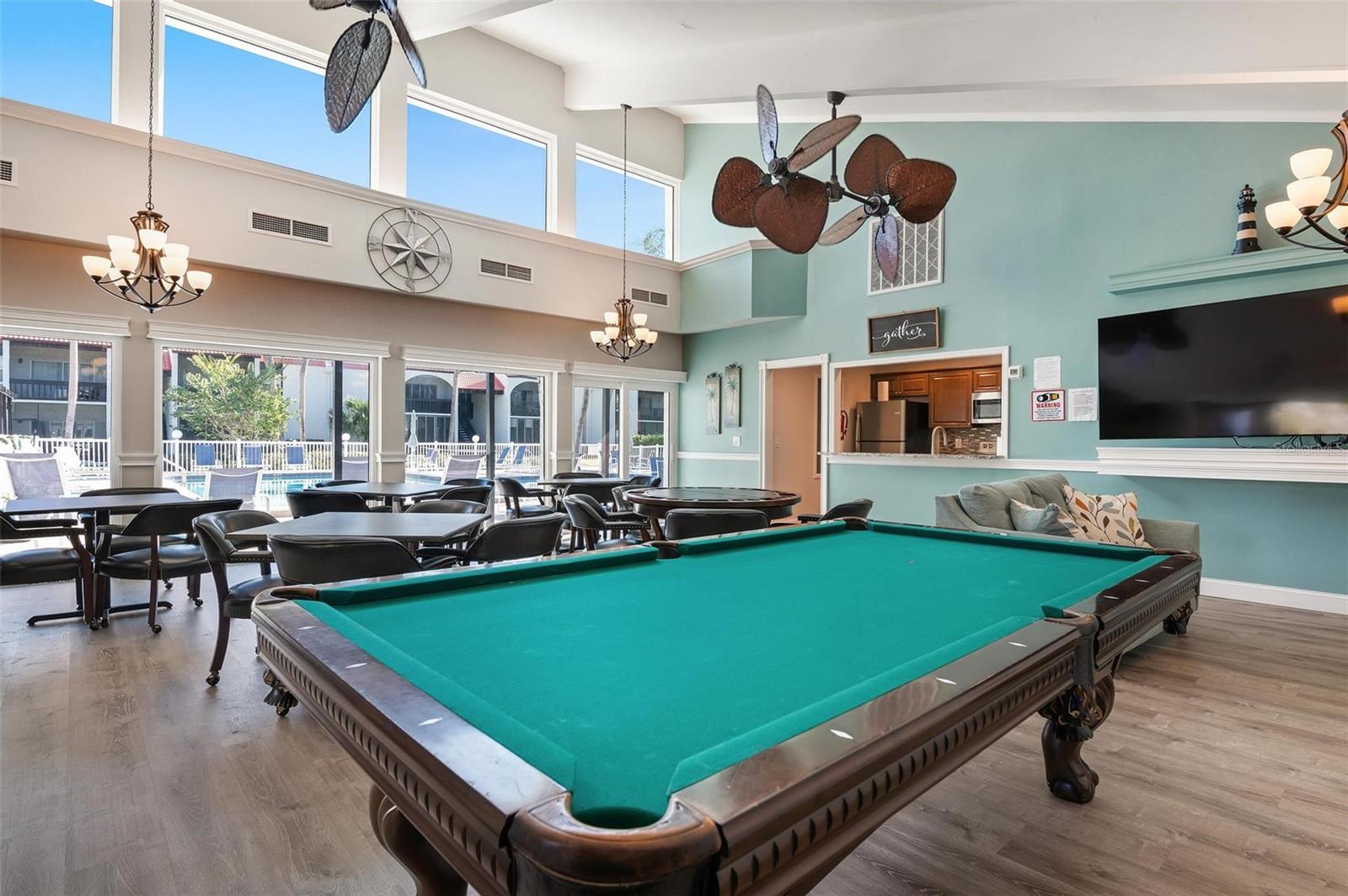 Image 31 of 36 For 3223 Beneva Road 101