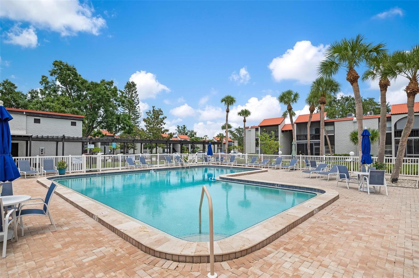 Image 35 of 36 For 3223 Beneva Road 101