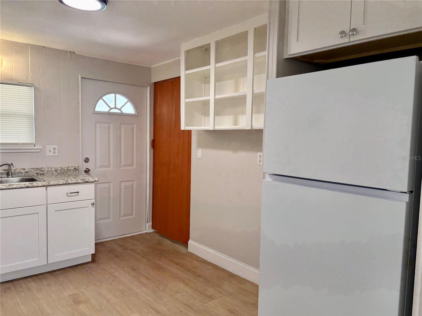 Image 10 of 37 For 3608 16th Street W