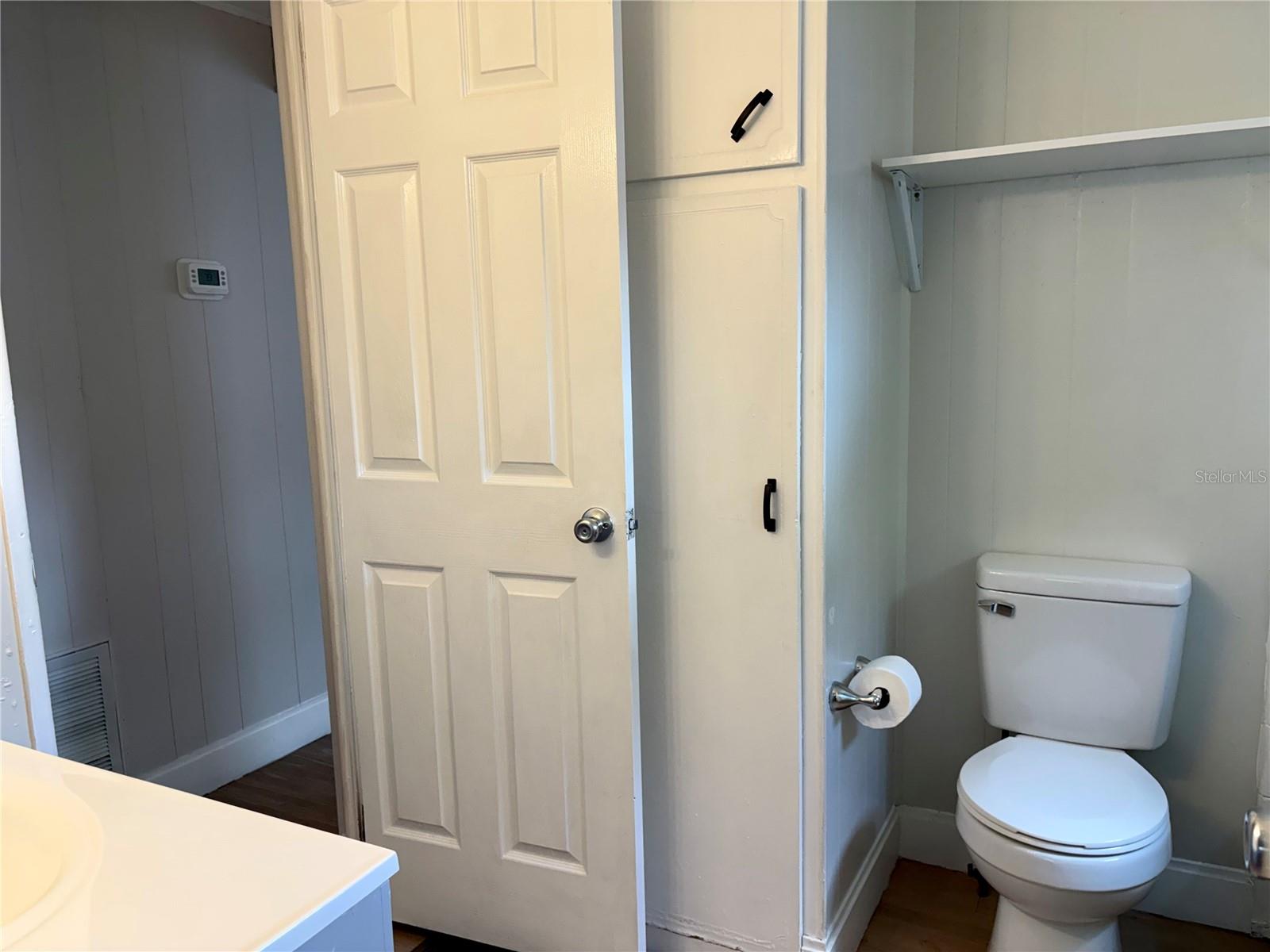 Image 19 of 37 For 3608 16th Street W