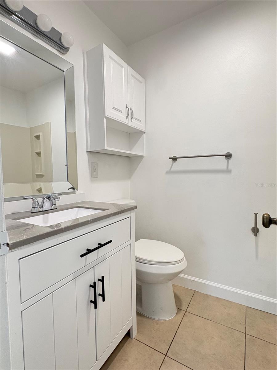 Image 14 of 21 For 2847 Oak Street
