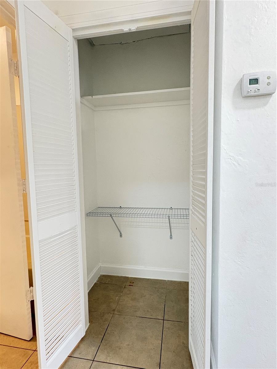 Image 17 of 21 For 2847 Oak Street