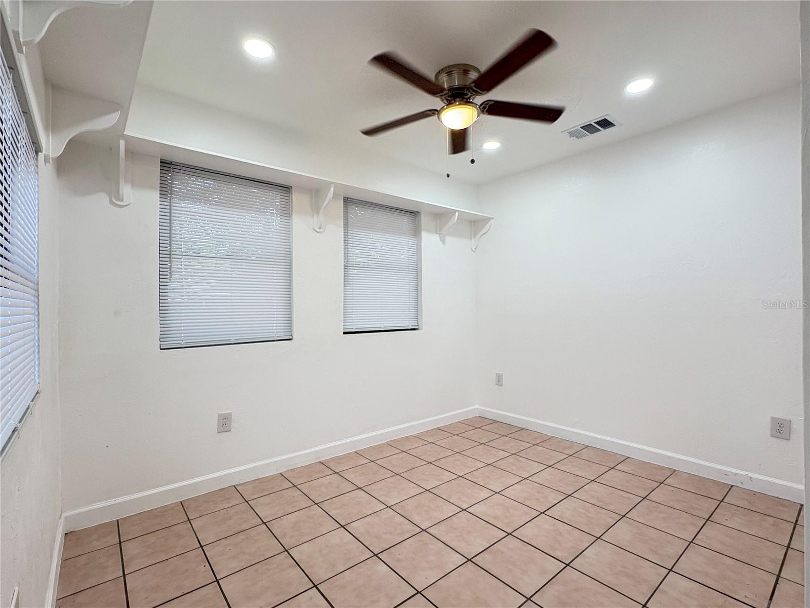 Image 8 of 21 For 2847 Oak Street